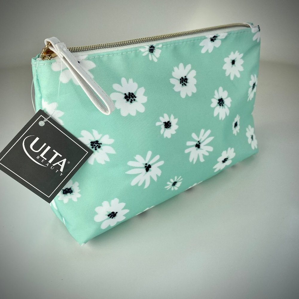 ✳️ Mix-N-Match 5/$25 ✳️ NEW Mint Floral Zippered Makeup Bag from ULTA